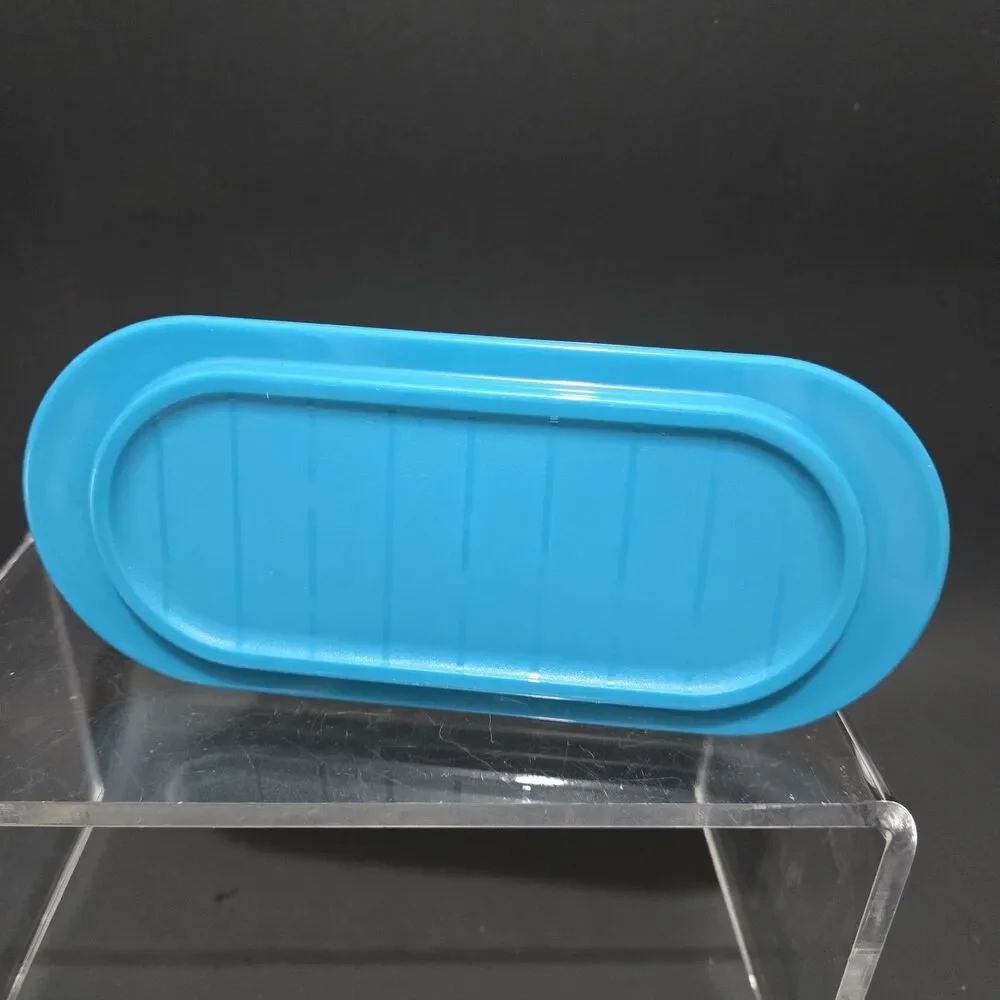Tupperware Impressions Small Butter Dish Aqua Base Hold 1 Stick Butter 7x3”
